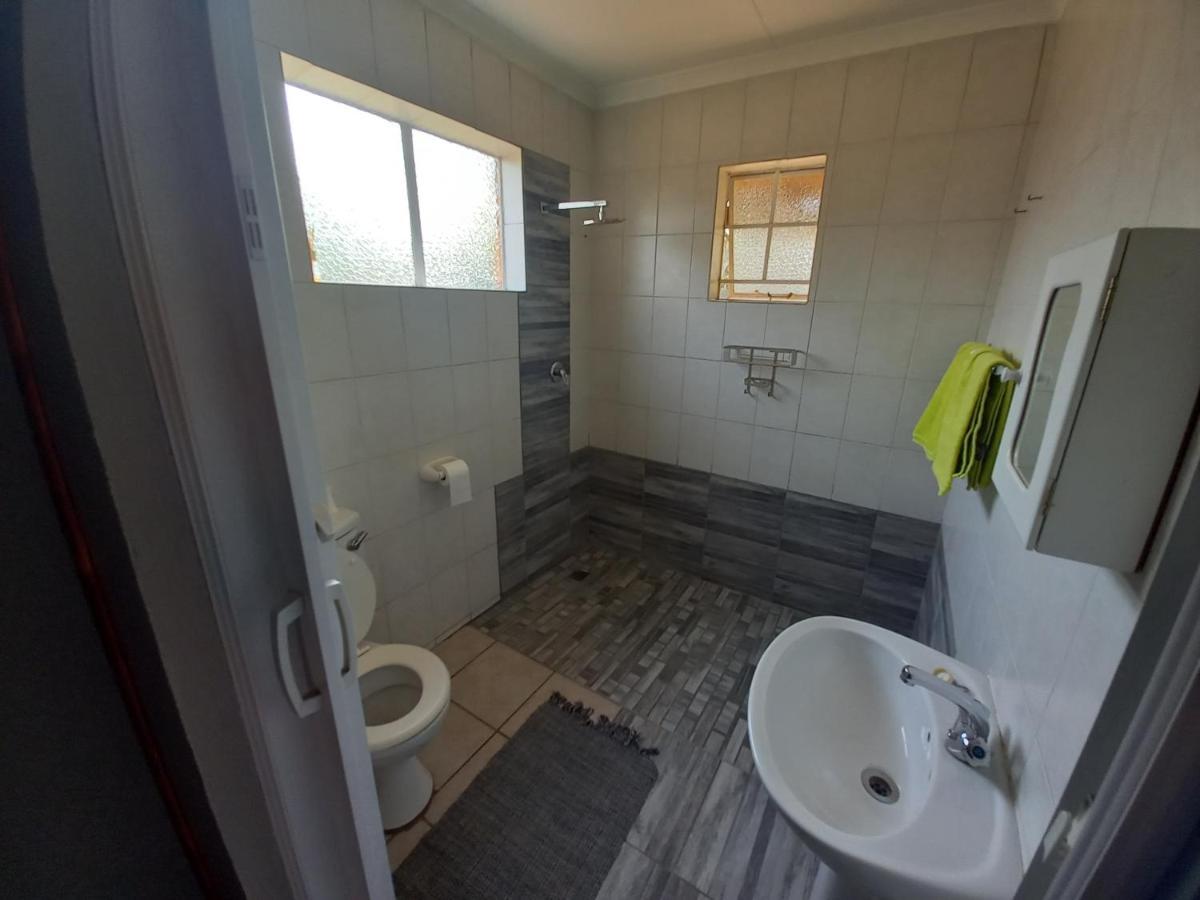 Meadows Guesthouse Germiston Exteriér fotografie