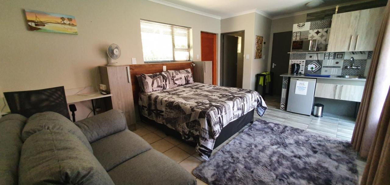 Meadows Guesthouse Germiston Exteriér fotografie