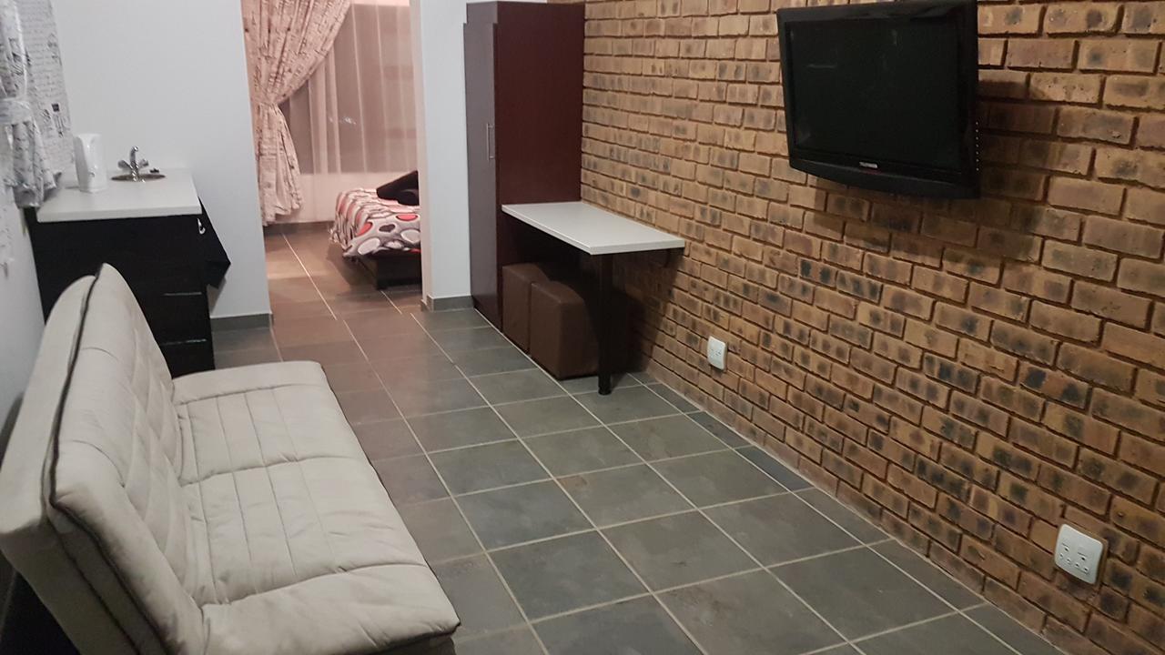 Meadows Guesthouse Germiston Exteriér fotografie